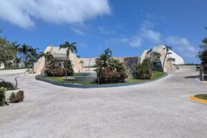 Acceso Hotel Grand Sirenis