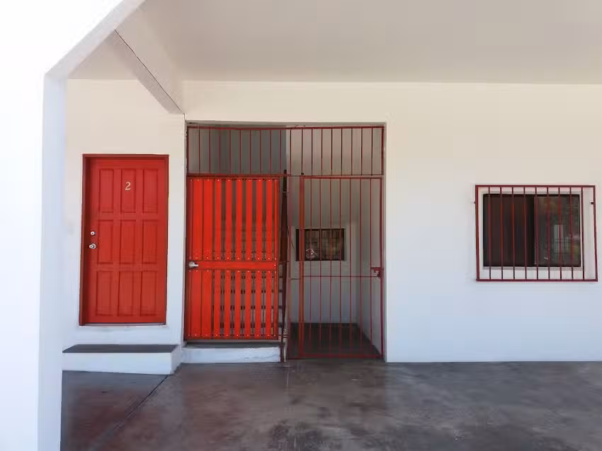 Adanesne Apartments