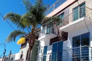 AIRBNB LUNA LLENA JALOS