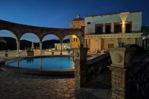 &Aacute;lamos Bonito Resort