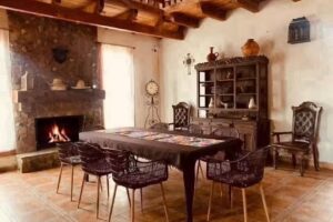 Albar Lo&iacute;stin