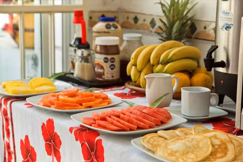 Alexandross Hotel Bed and Breakfast