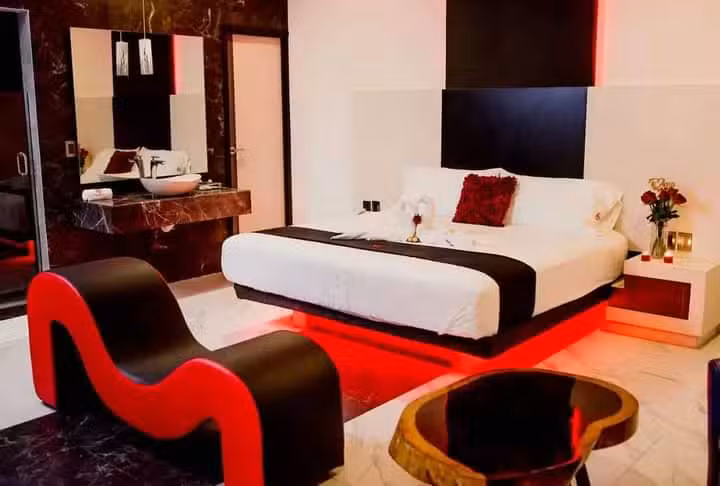 Amore Mio Grand Motel