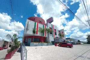 Aruba Hotel + Villas