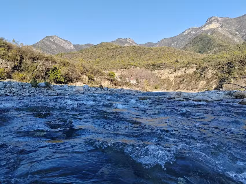 Asadores y &aacute;rea de camping El Mirador