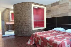 Auto Hotel Avenida Real Los Viveros