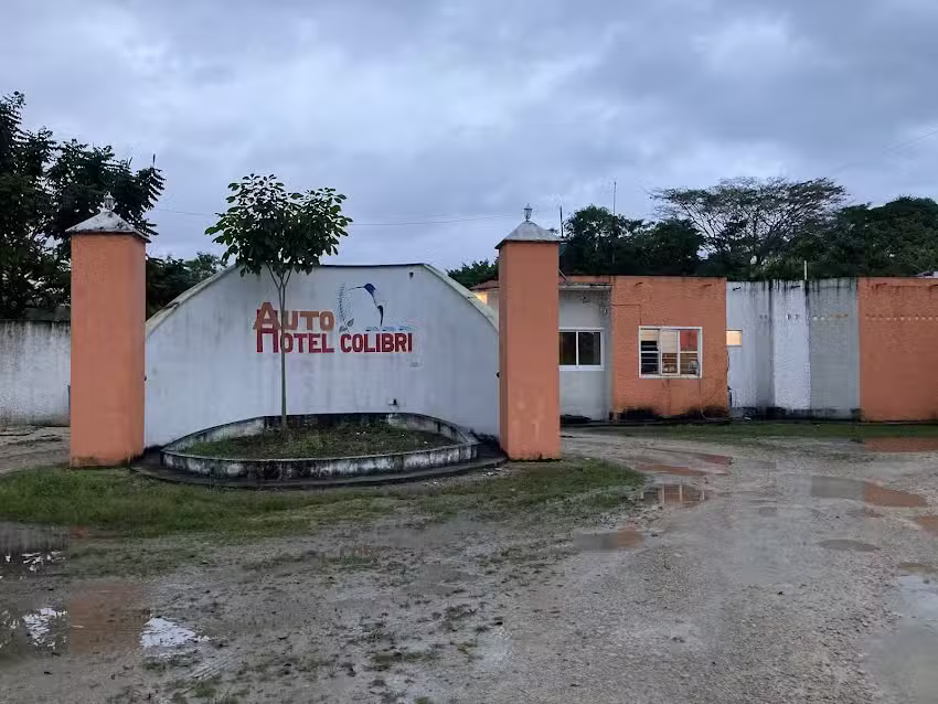 Auto Hotel Colibr&iacute;