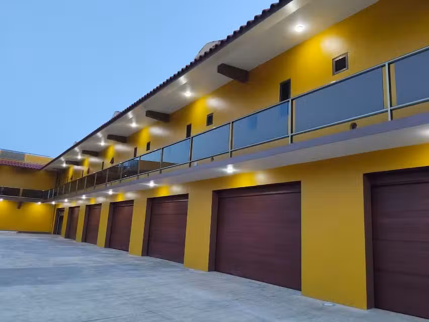 AUTO HOTEL FANTASY