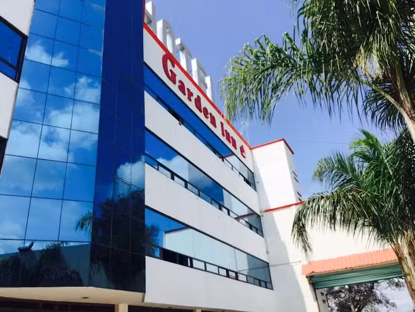 Auto Hotel Garden-Inn