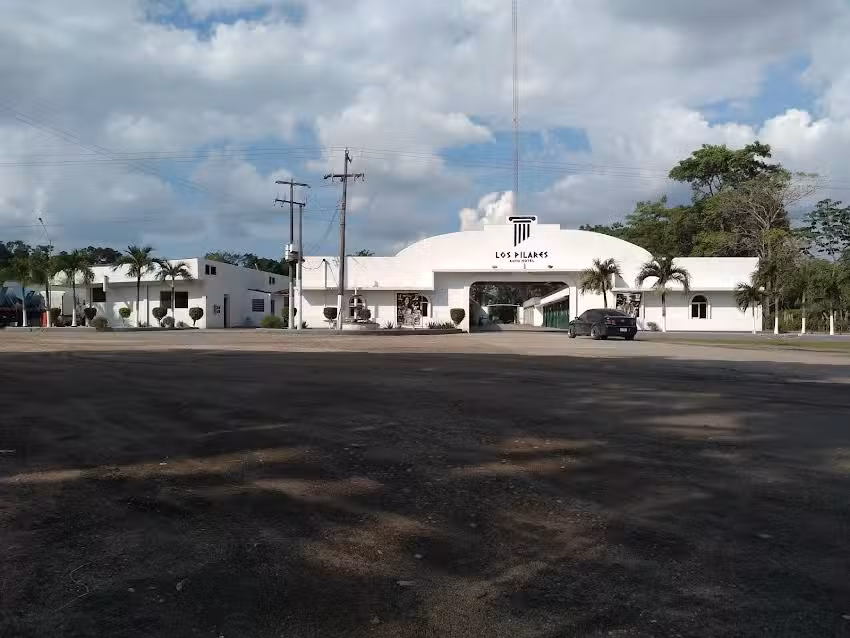 Auto Hotel Los Pilares