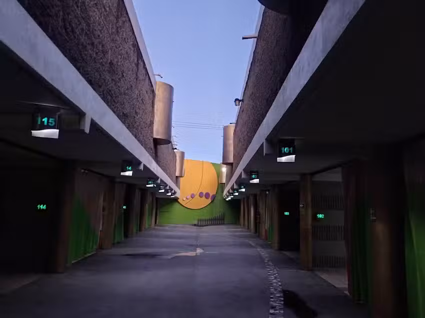 Auto Hotel Montebello