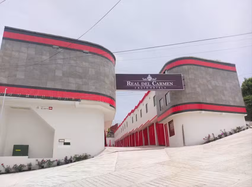 Auto Hotel Real del Carmen