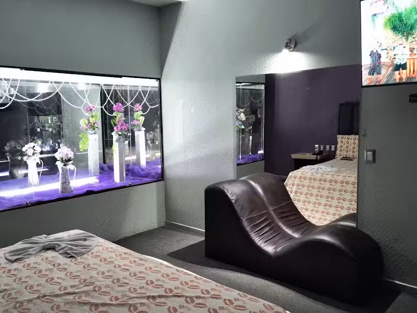 Auto Hotel Secreto