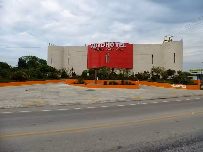 Auto-hotel Villas San Luis
