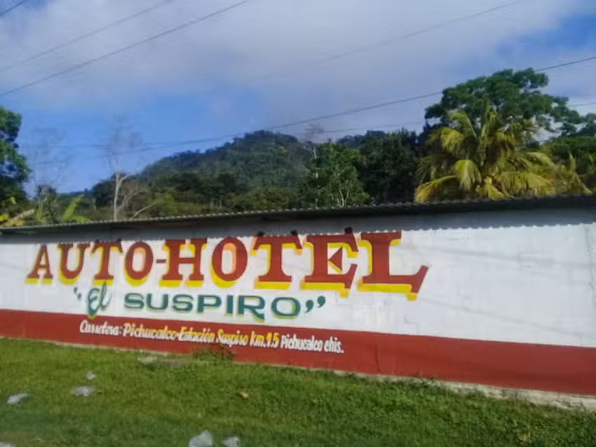 Autohotel El Suspiro