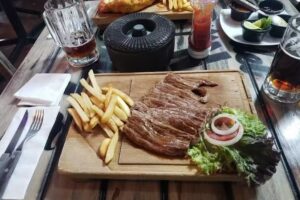 AV. CHALMA S/N COLONIA ARCOS DE LA HACIENDA