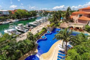 Aventuras Club Marina