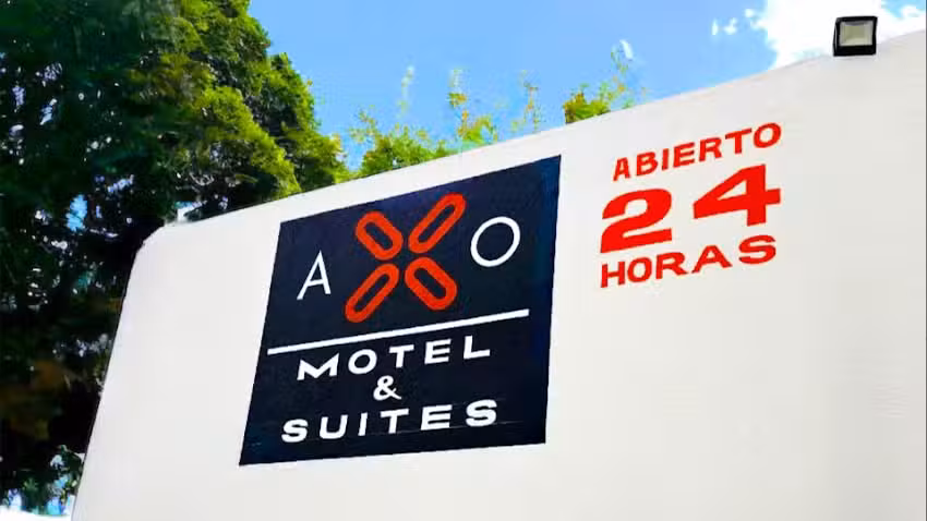 Axo motel &suites
