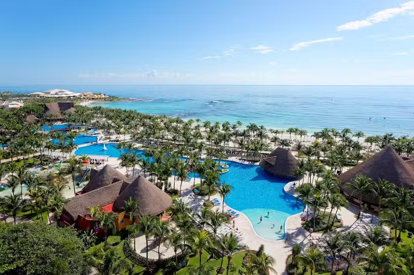 Barcel&oacute; Maya Colonial &ndash; All Inclusive