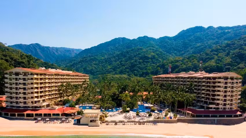 Barcel&oacute; Puerto Vallarta &ndash; All Inclusive