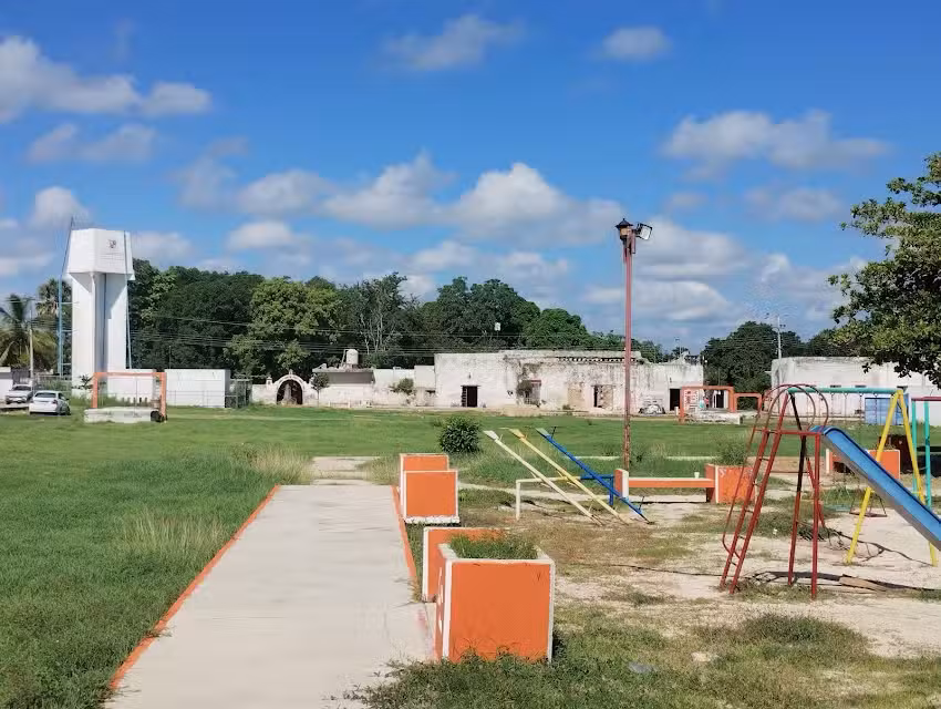 Bolonchen Cauich, Campeche