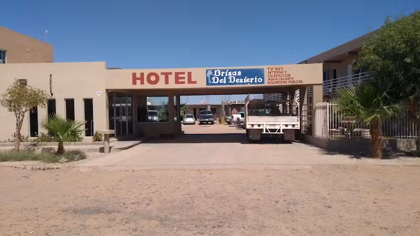 Brisas del Desierto Hotel