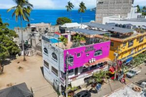 BUNGALOW YEAH LOS AYALA