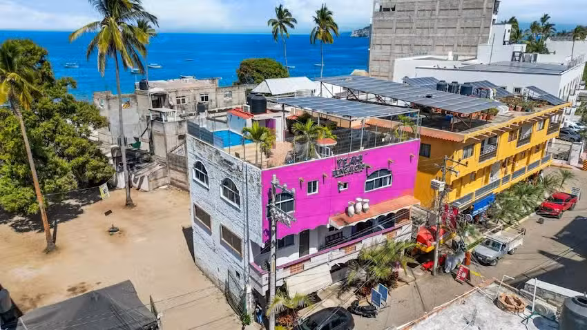 BUNGALOW YEAH LOS AYALA