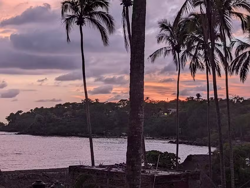 BUNGALOWS BRITNI&rsquo;S