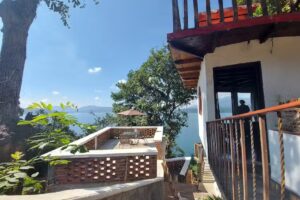 Caba&ntilde;a Aramor