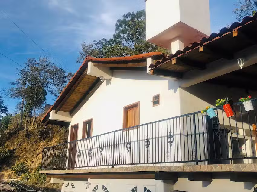 Caba&ntilde;a de Piedra