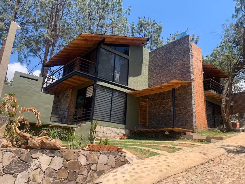 Caba&ntilde;a El Atardecer