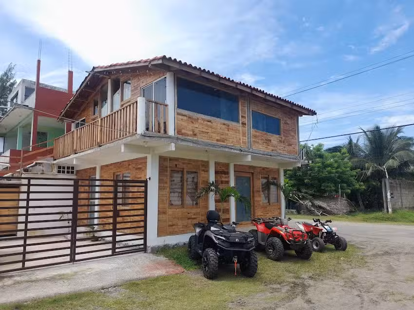 Caba&ntilde;a en Playa de Chachalacas y tour en Cuatrimotos