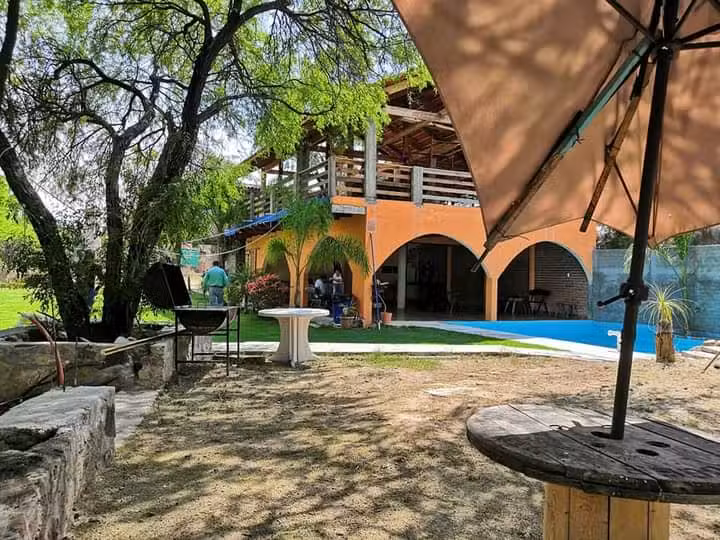 Caba&ntilde;a La Mezquitera