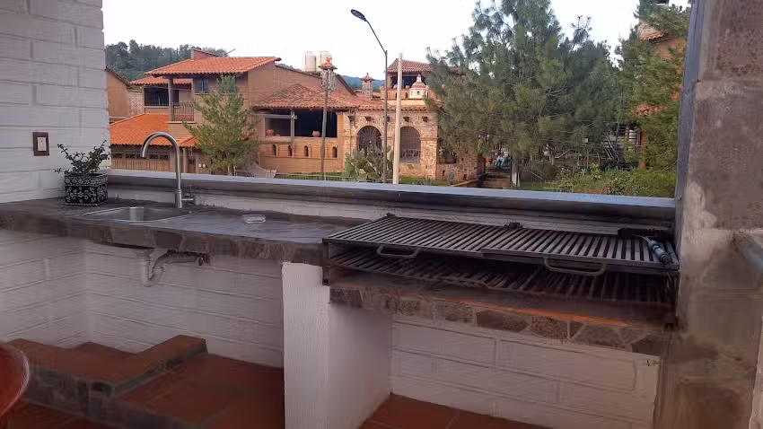 Caba&ntilde;a Las Piedrotas