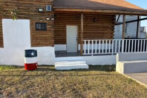 Caba&ntilde;a Los Laureles