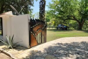 Caba&ntilde;a los Pinos