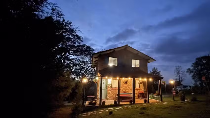 Caba&ntilde;a Puerta Azul