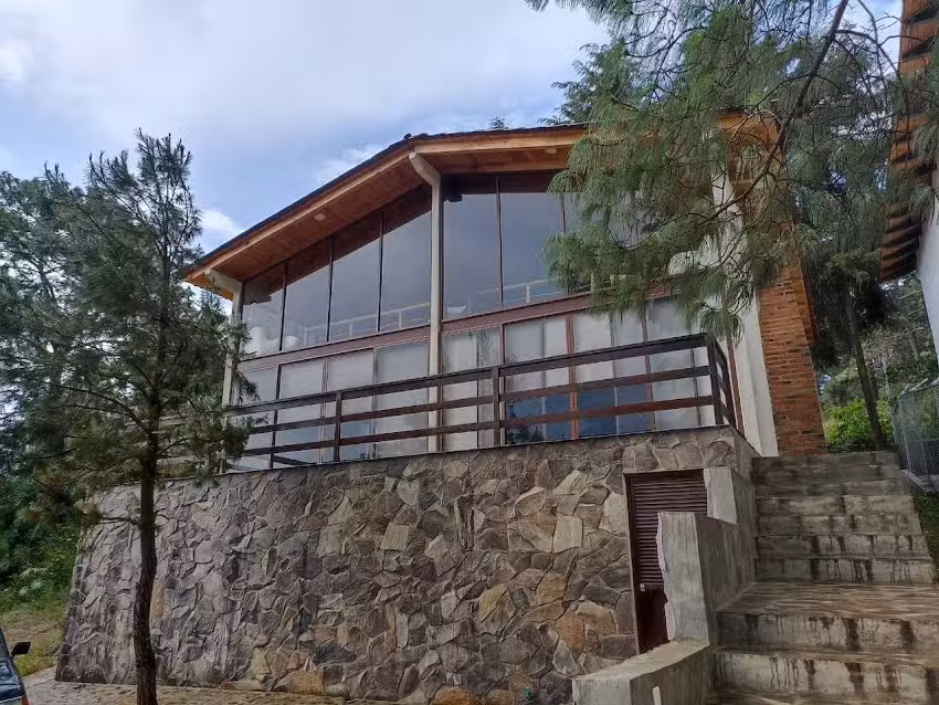 Caba&ntilde;a Rocabella