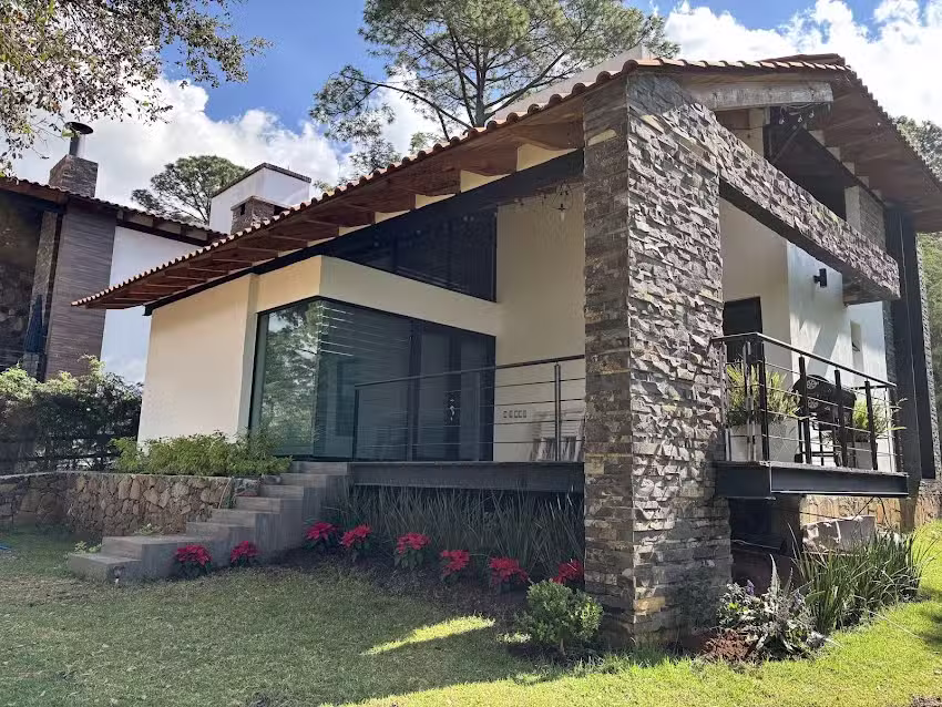 Caba&ntilde;a Rojo Encino