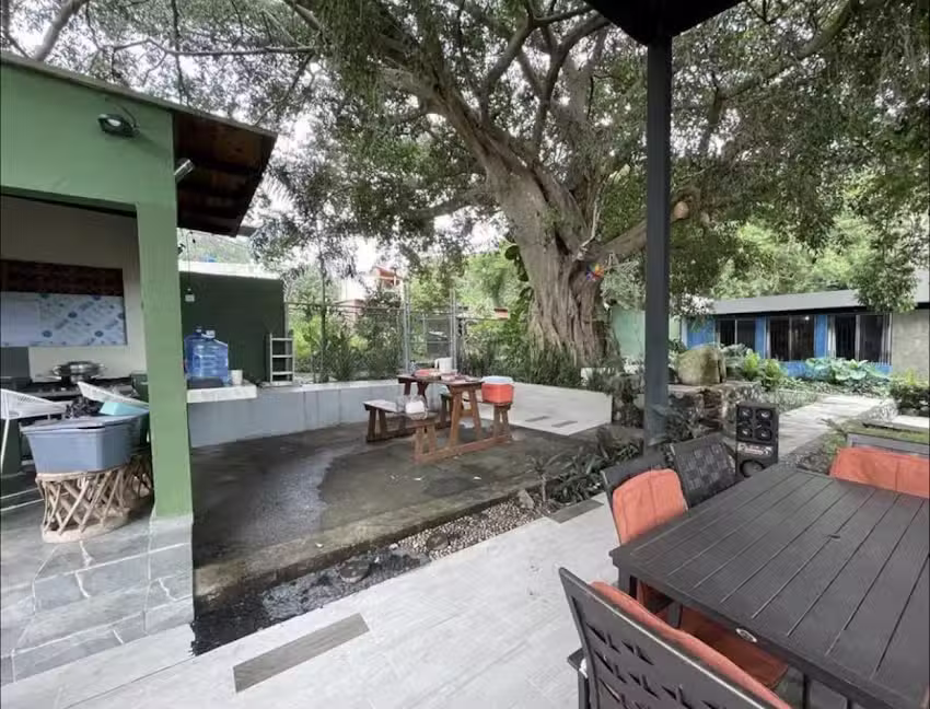 Caba&ntilde;a Tiku Tiku