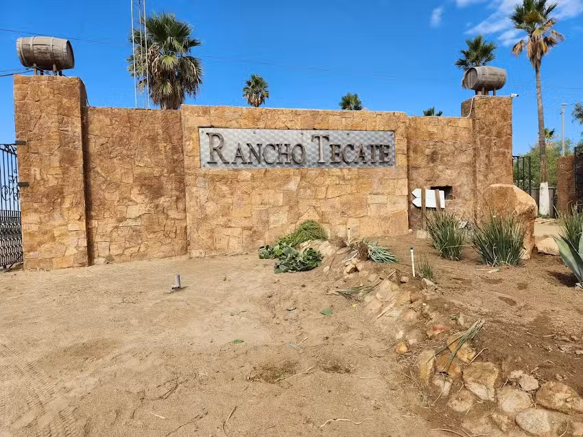 Caba&ntilde;a Valzam