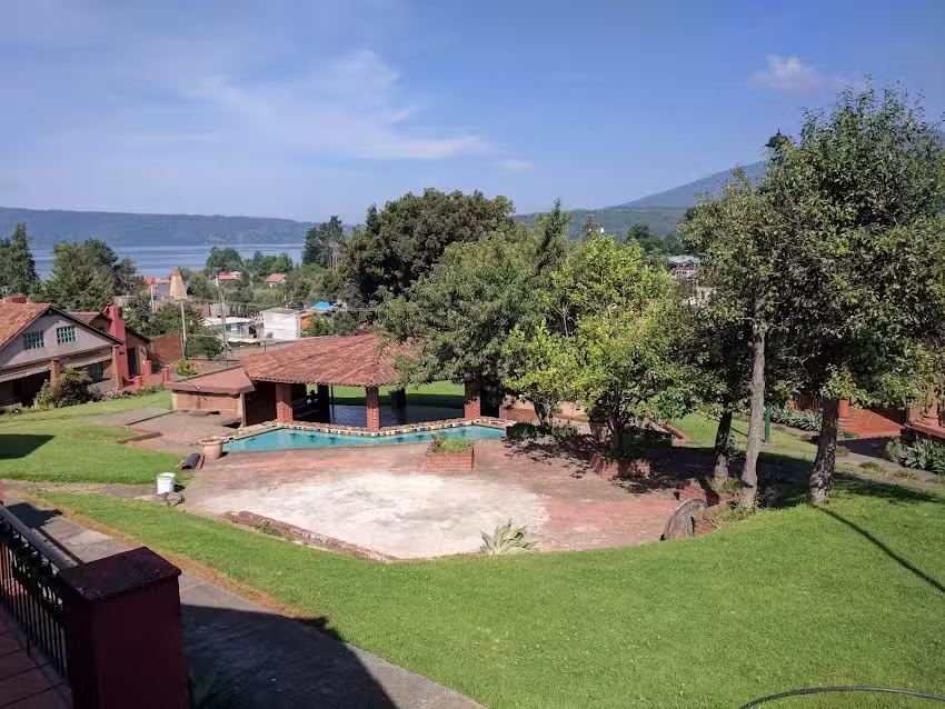 Caba&ntilde;a Villa Zirahuen