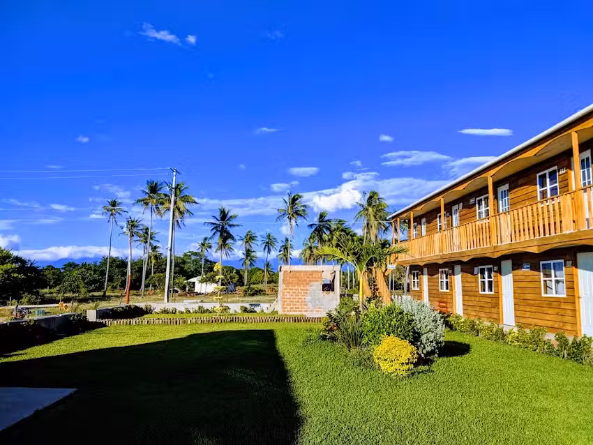 Caba&ntilde;as Ali Playa Sol