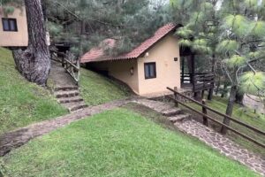 Caba&ntilde;as Bosque Escondido