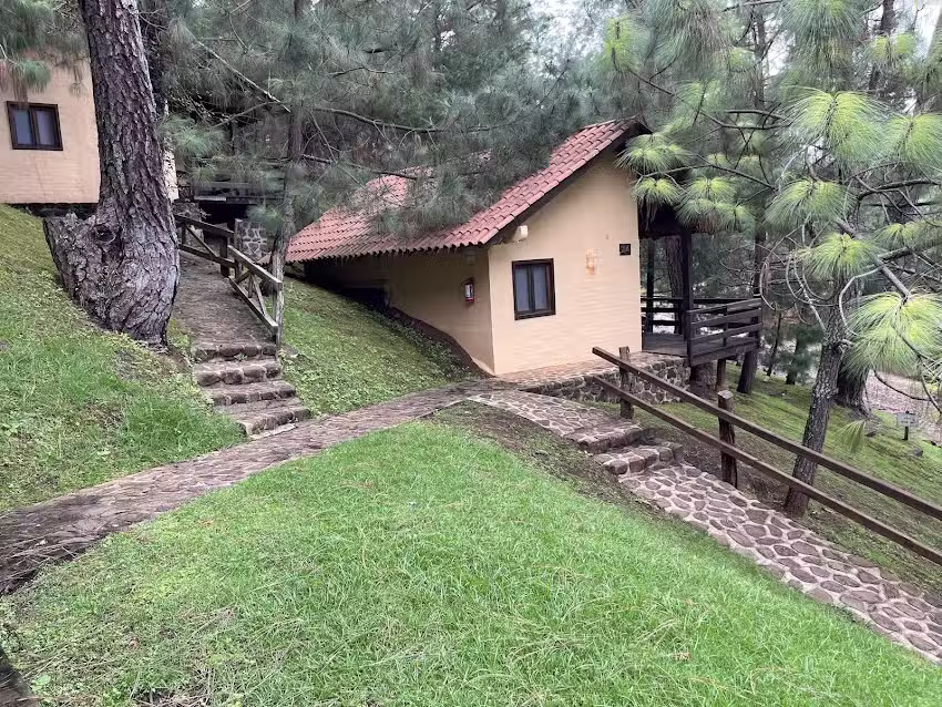 Caba&ntilde;as Bosque Escondido