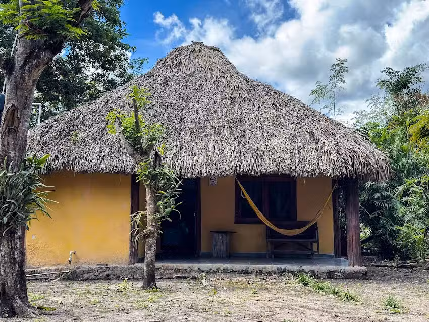 Caba&ntilde;as Calakmul