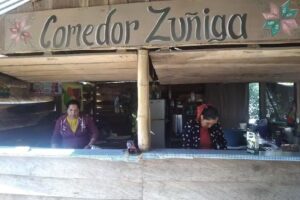 Caba&ntilde;as , Camping Y Habitaciones