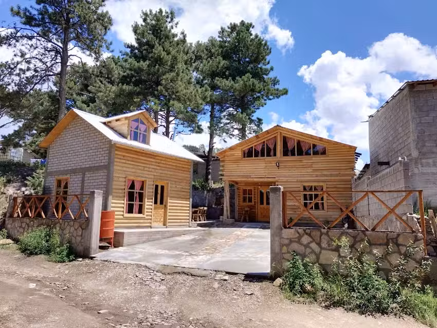 Caba&ntilde;as Carolina