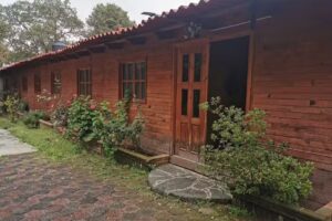 Caba&ntilde;as Cruz de Piedra